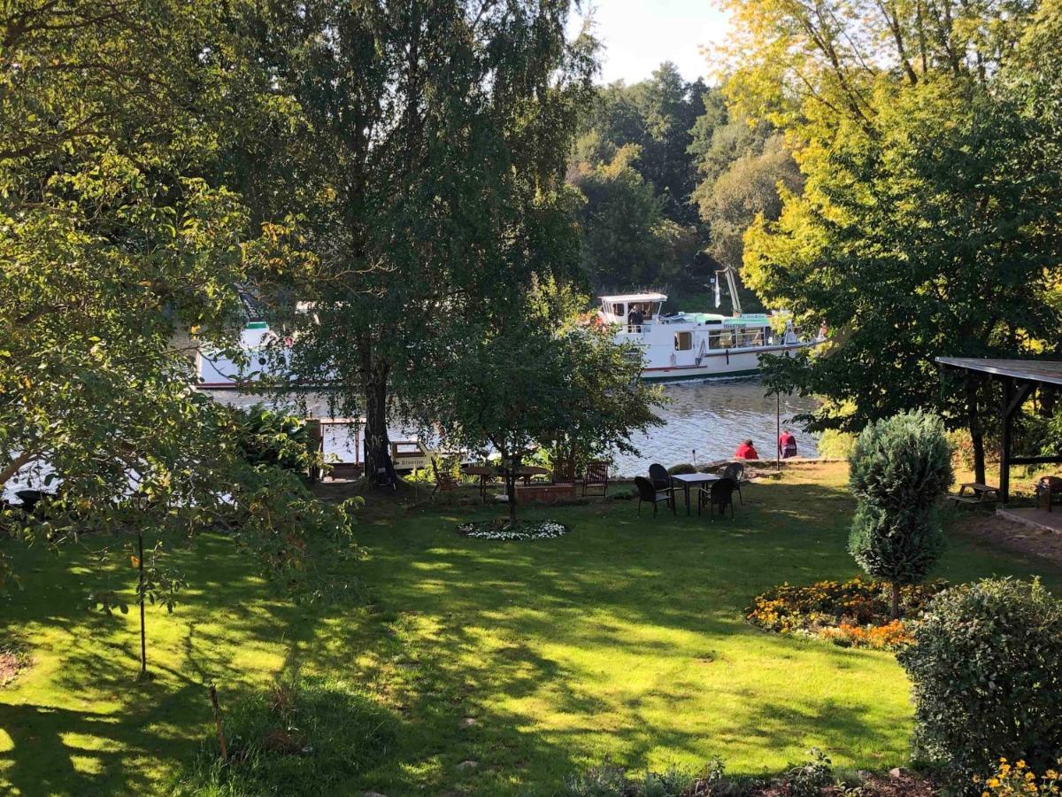 Riverside Inn Oderberg Экстерьер фото