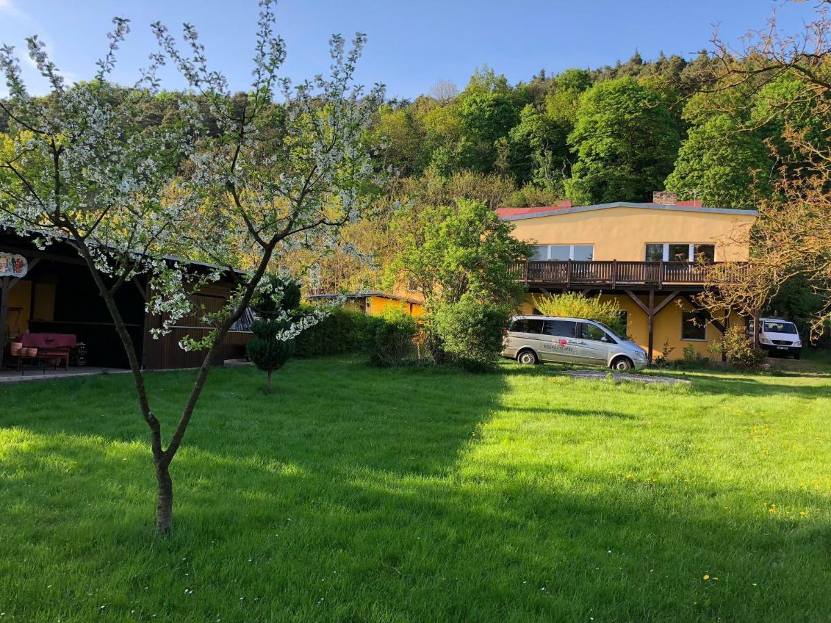 Riverside Inn Oderberg Экстерьер фото