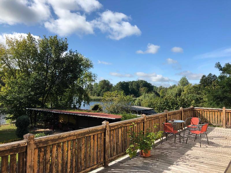 Riverside Inn Oderberg Экстерьер фото